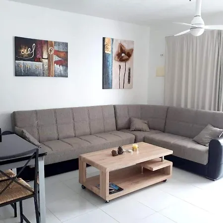 Appartement One Bedroom Appartement With Shared Pool And Enclosed Garden At Costa Del Silencio 1 Km Away From The Beach