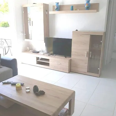 Appartement One Bedroom Appartement With Shared Pool And Enclosed Garden At Costa Del Silencio 1 Km Away From The Beach *